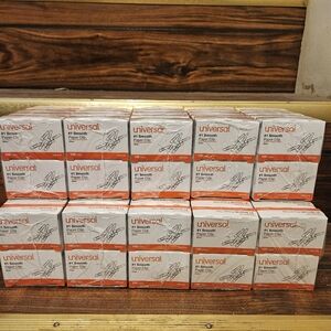 Universal UNV72210 #1 Smooth Wire Paper Clips 100 Boxes of 100- 10,000 Clips